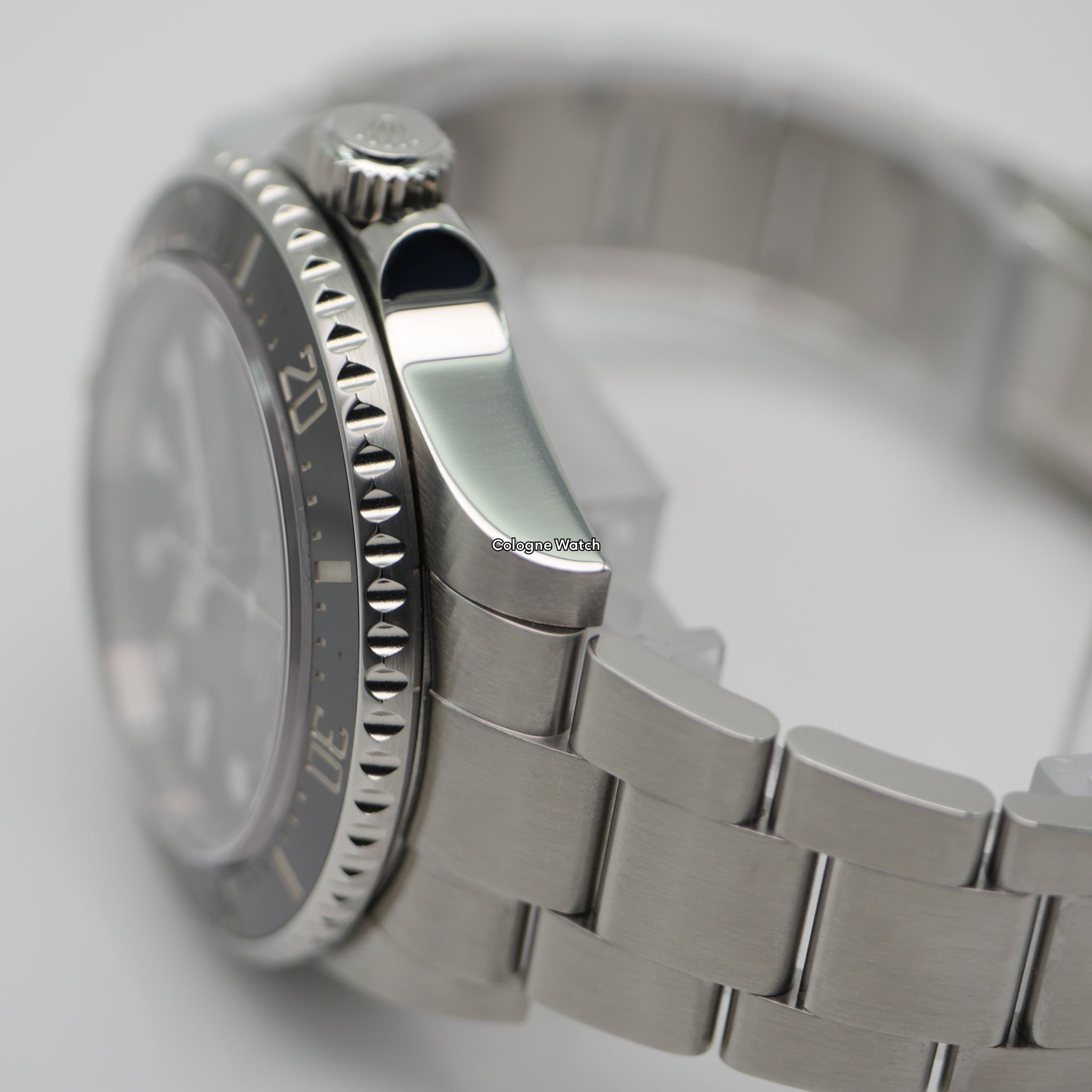 Rolex Sea-Dweller 4000 Steel 116600 - 2015 