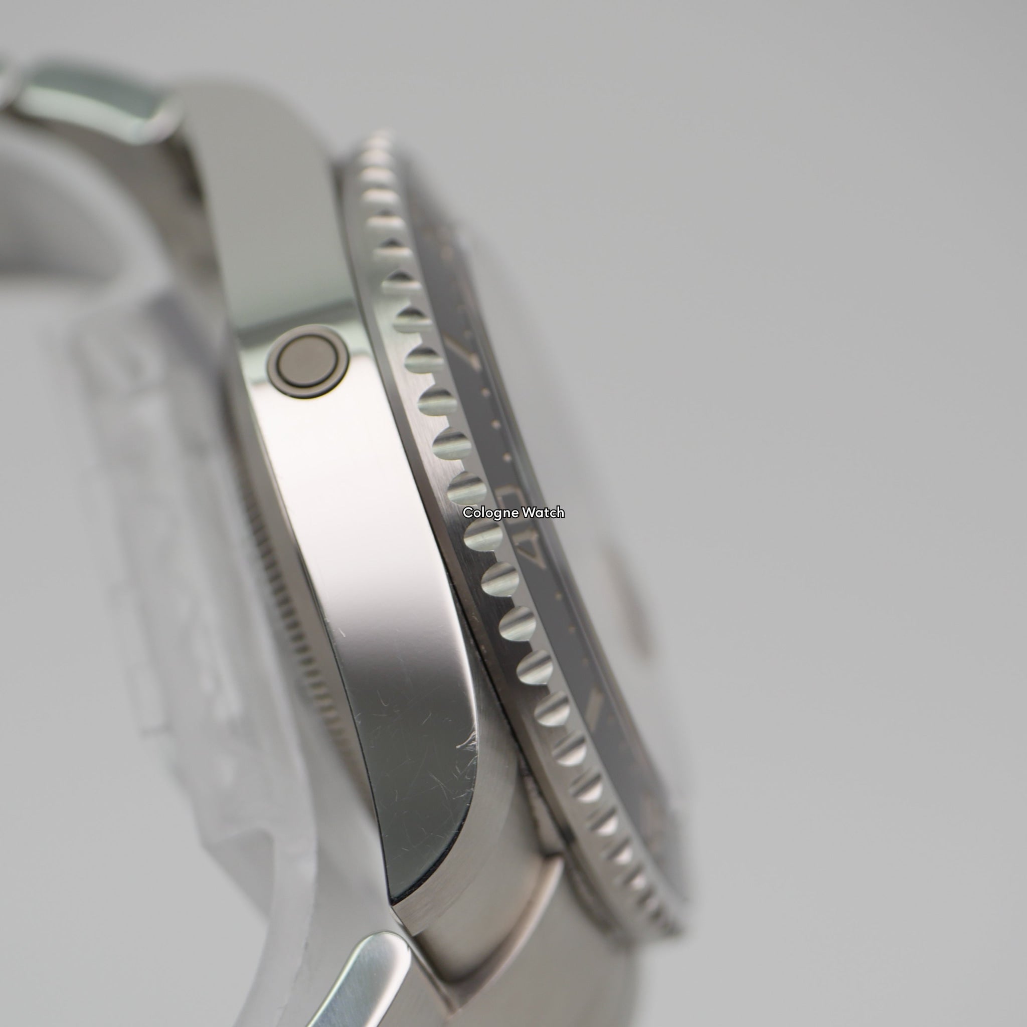 Rolex Sea-Dweller 126600 - 2020