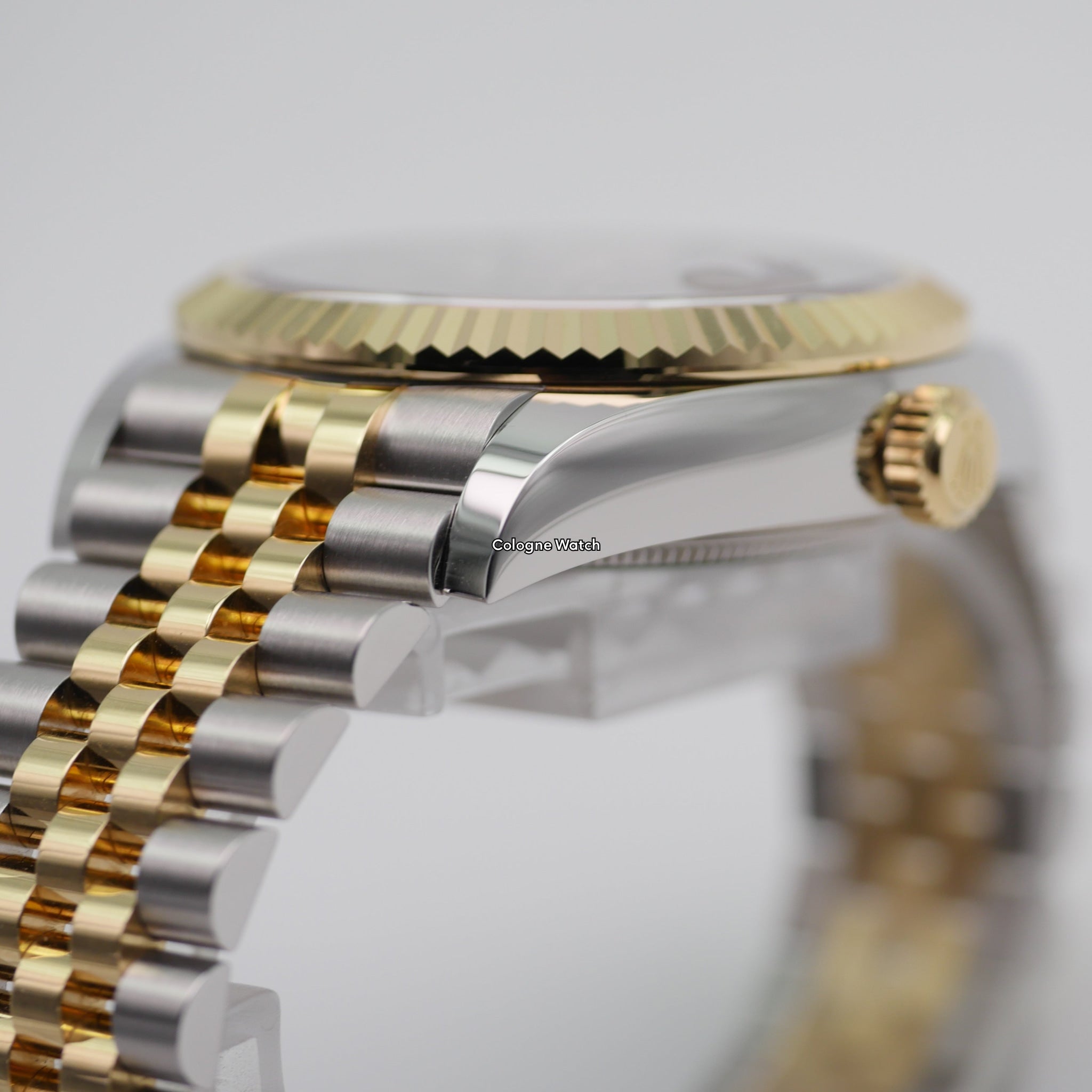 Rolex Sky Dweller 33693 - 2023