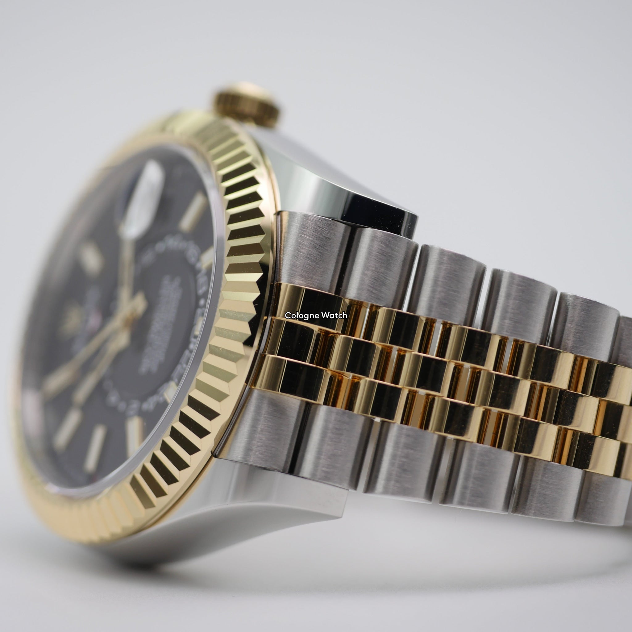 Rolex Sky Dweller 33693 - 2023
