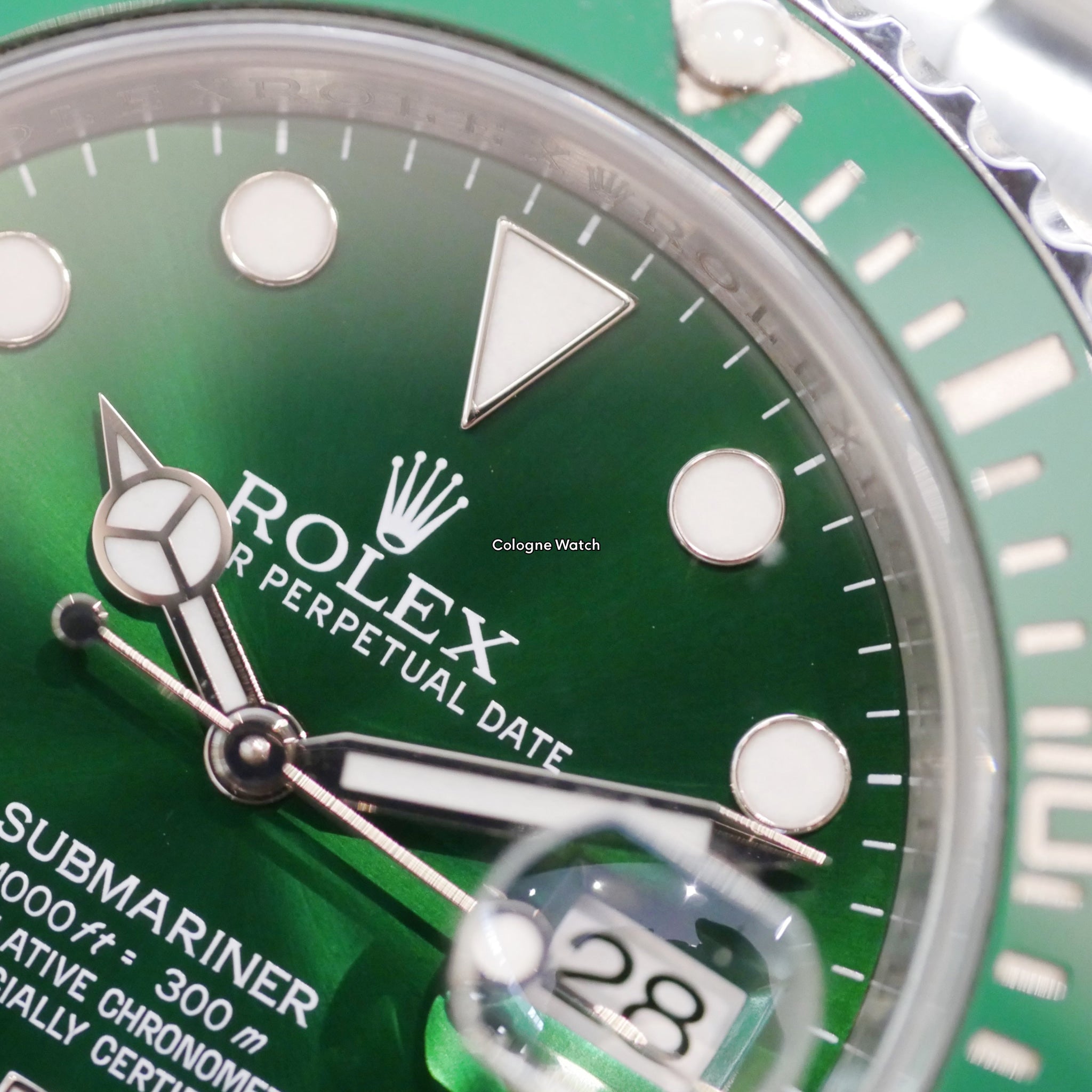 Rolex Submariner 116610LV - 2017 "Hulk"