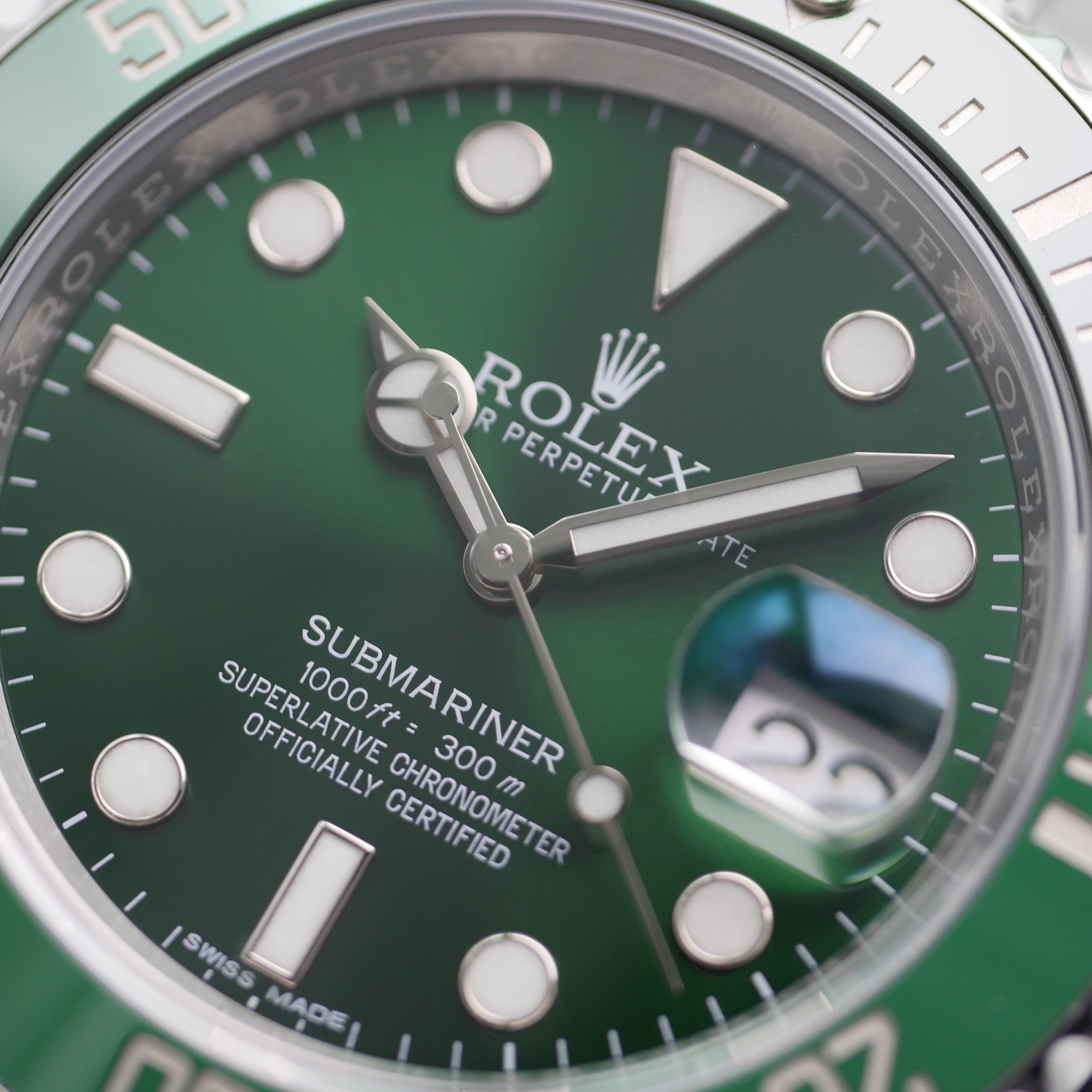 Rolex Submariner 40 Steel 116610LV "Hulk" - 2017