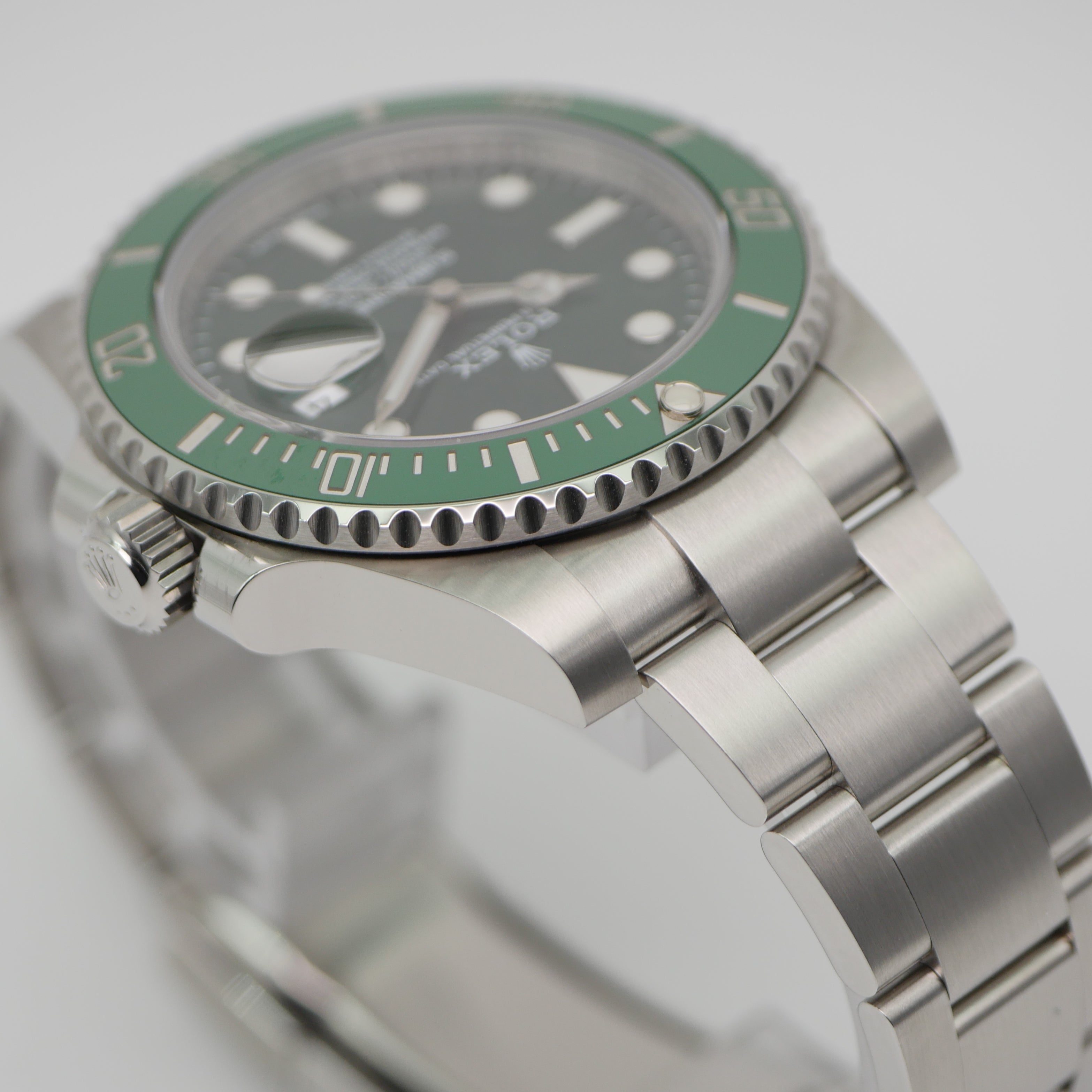 Rolex Submariner Date Stahl 116610LV ''Hulk'' - 2019