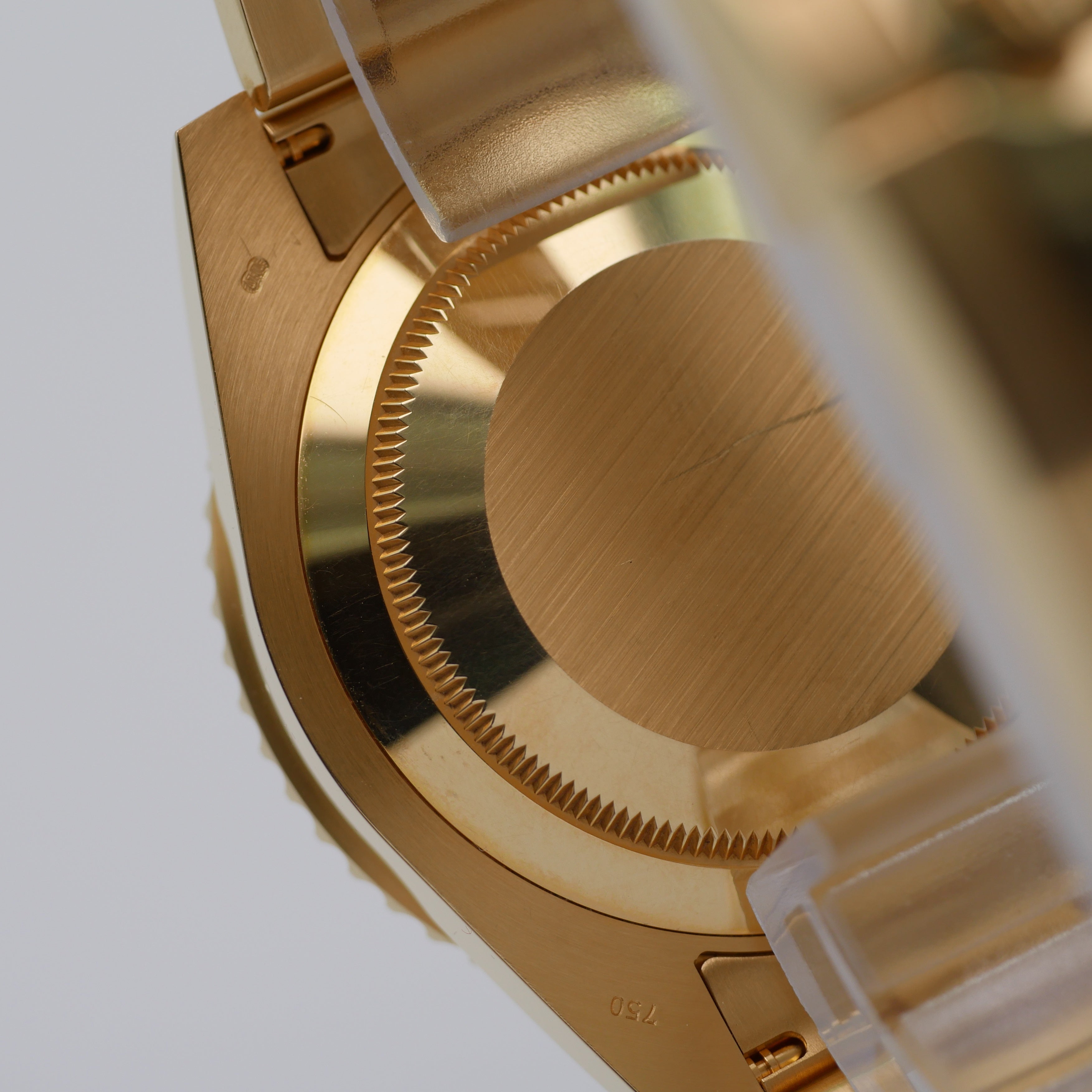 Rolex Submariner 40 Yellow Gold 116618LB - 2019 