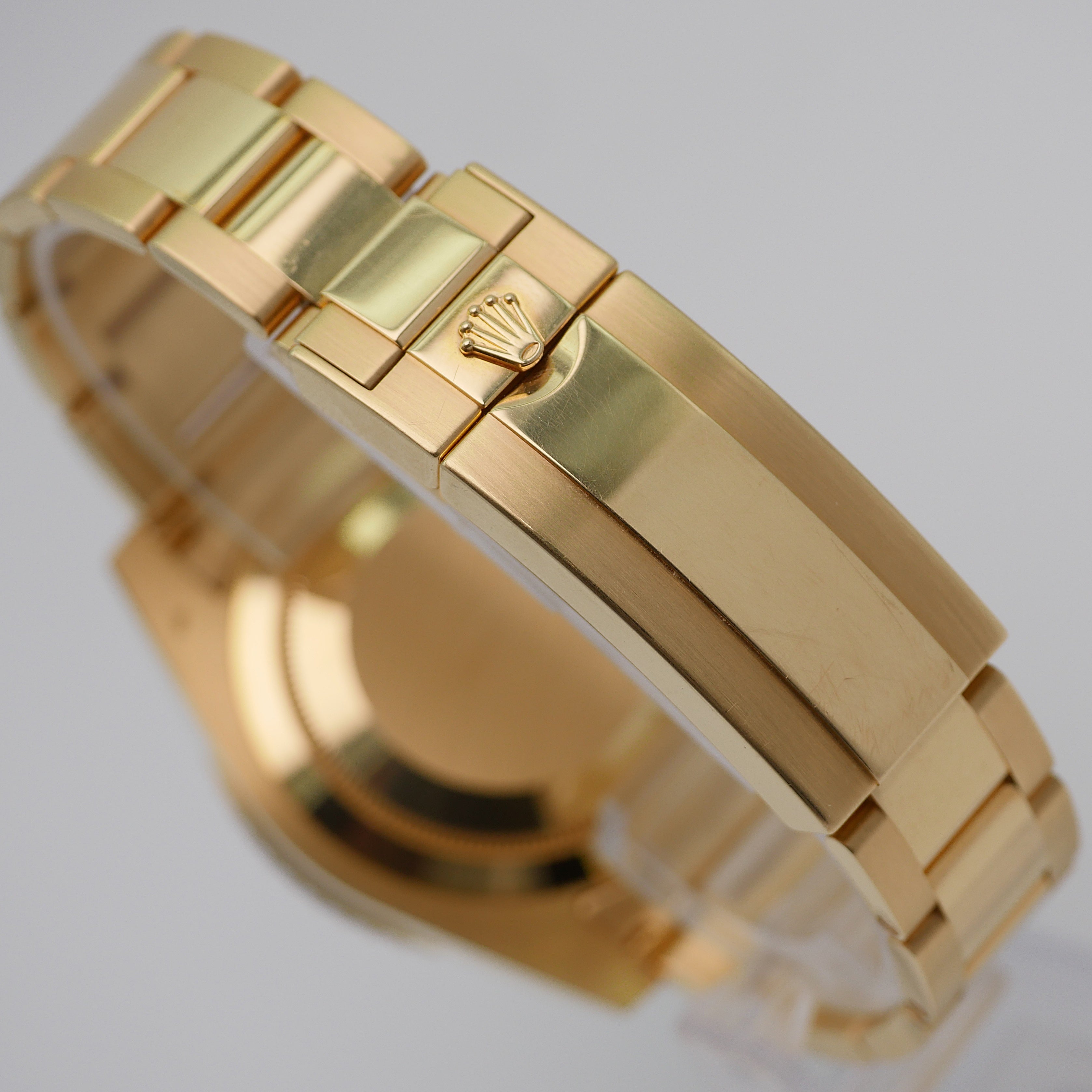 Rolex Submariner 40 Yellow Gold 116618LB - 2019 