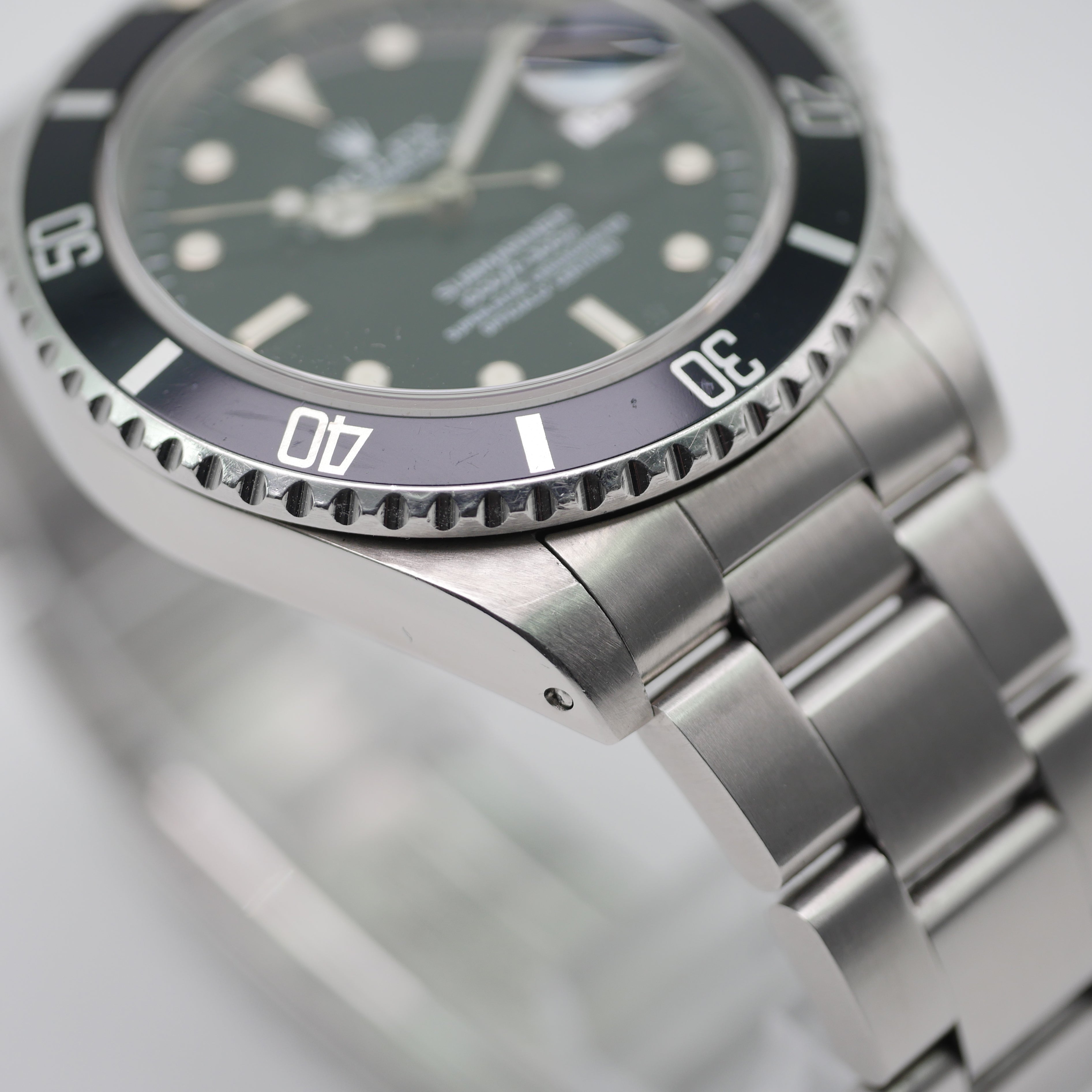 Rolex Submariner Date Steel 16610 - 1998