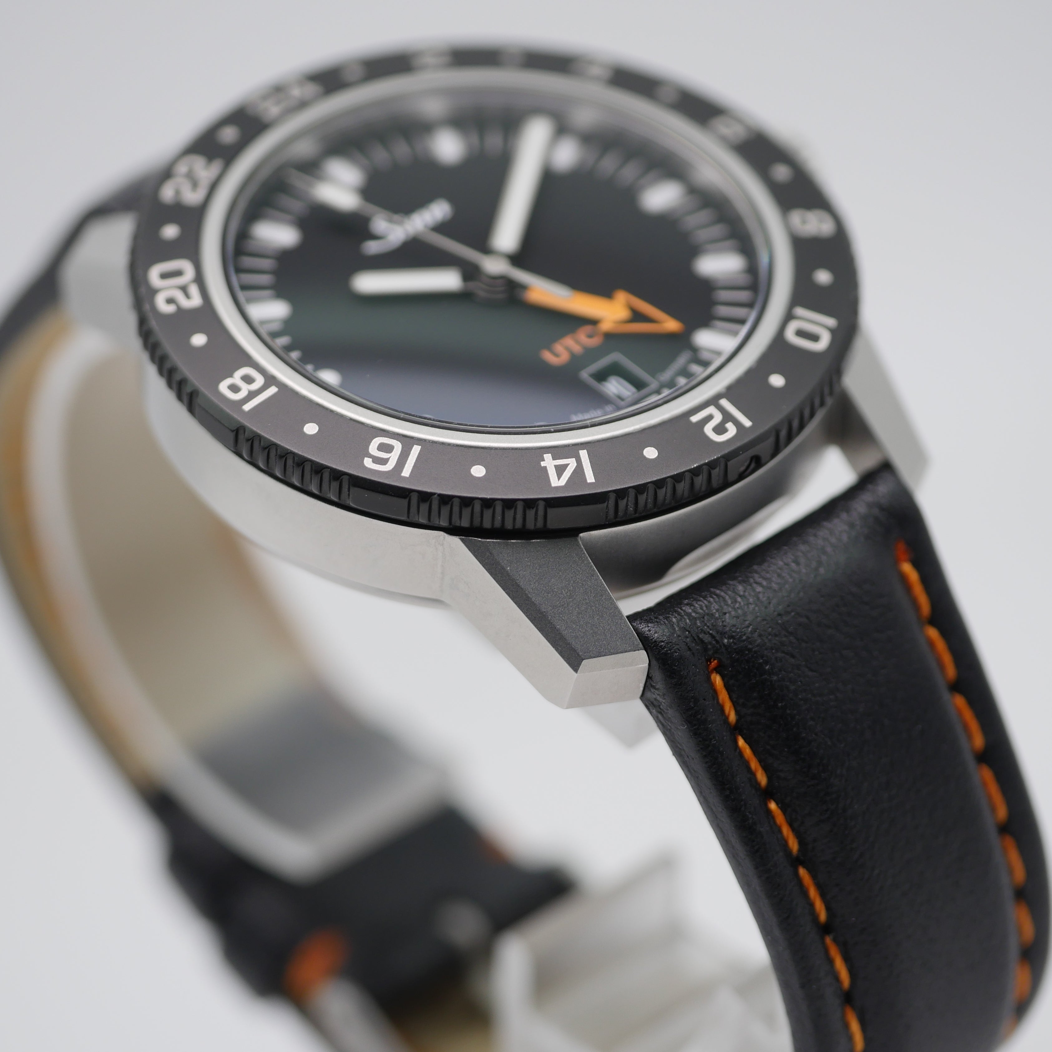 Sinn 105 St Sa UTC Steel 105.020 - 2022 