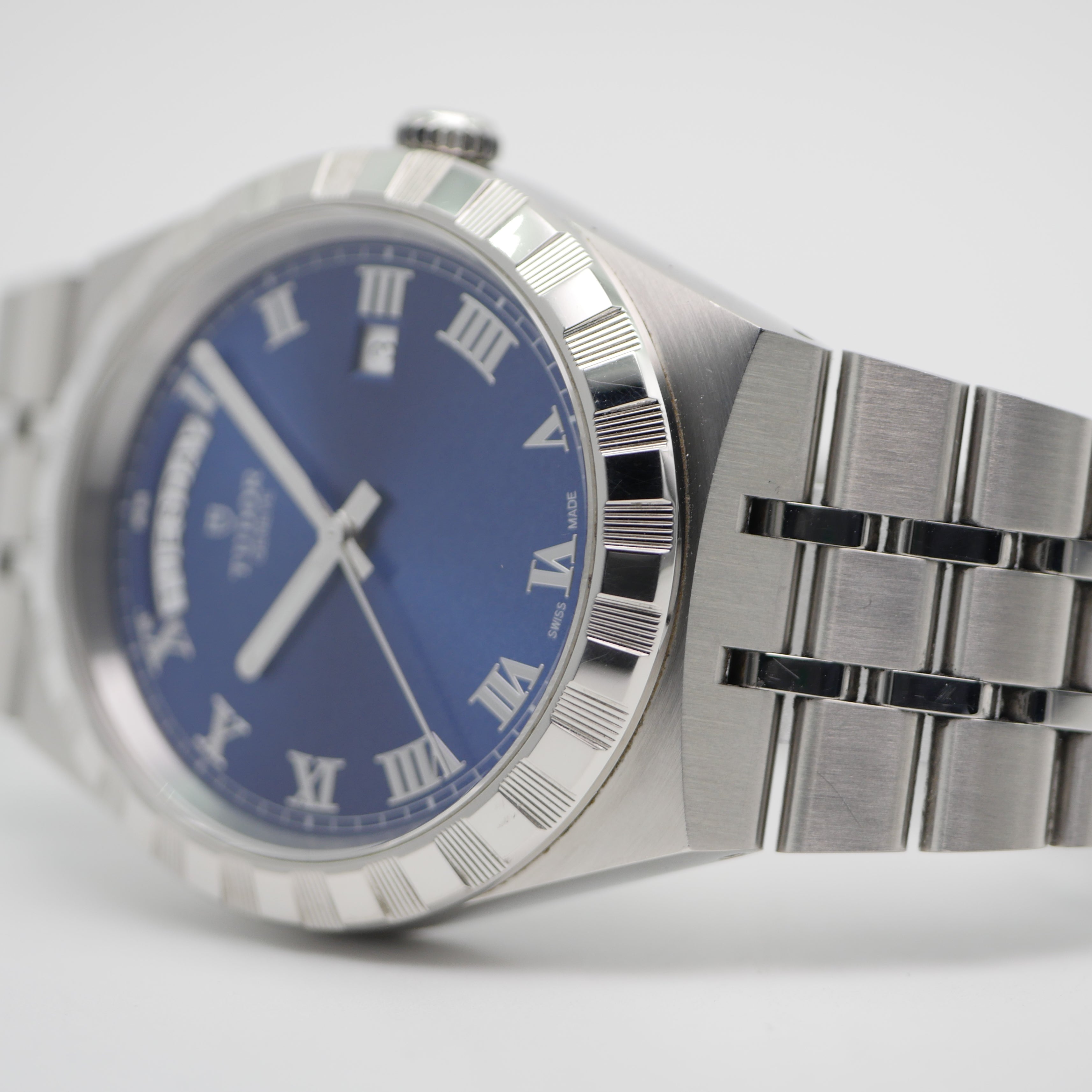 Tudor Royal Stahl 28600 - 2024