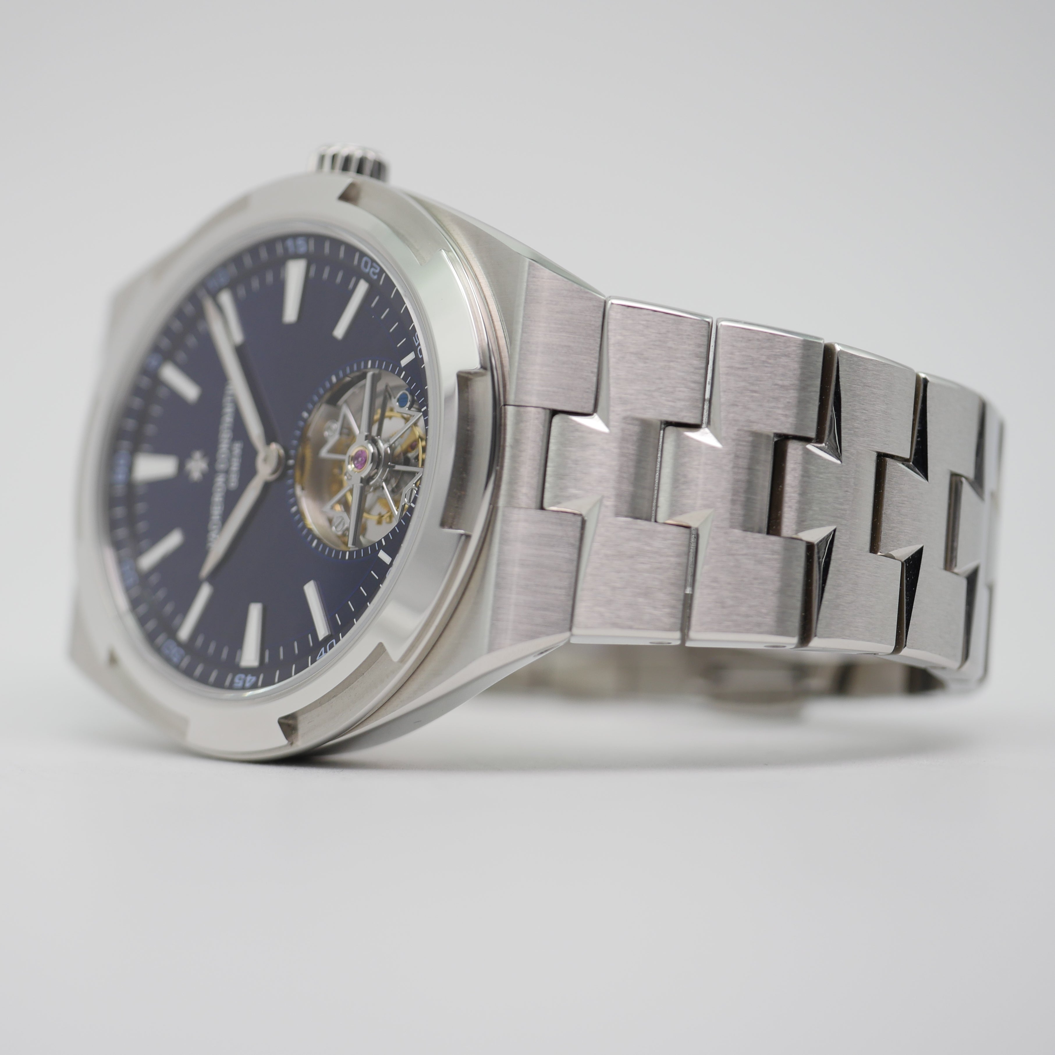 Vacheron Constantin Overseas Tourbillon Steel 6000V/110A-B544 - 2022 