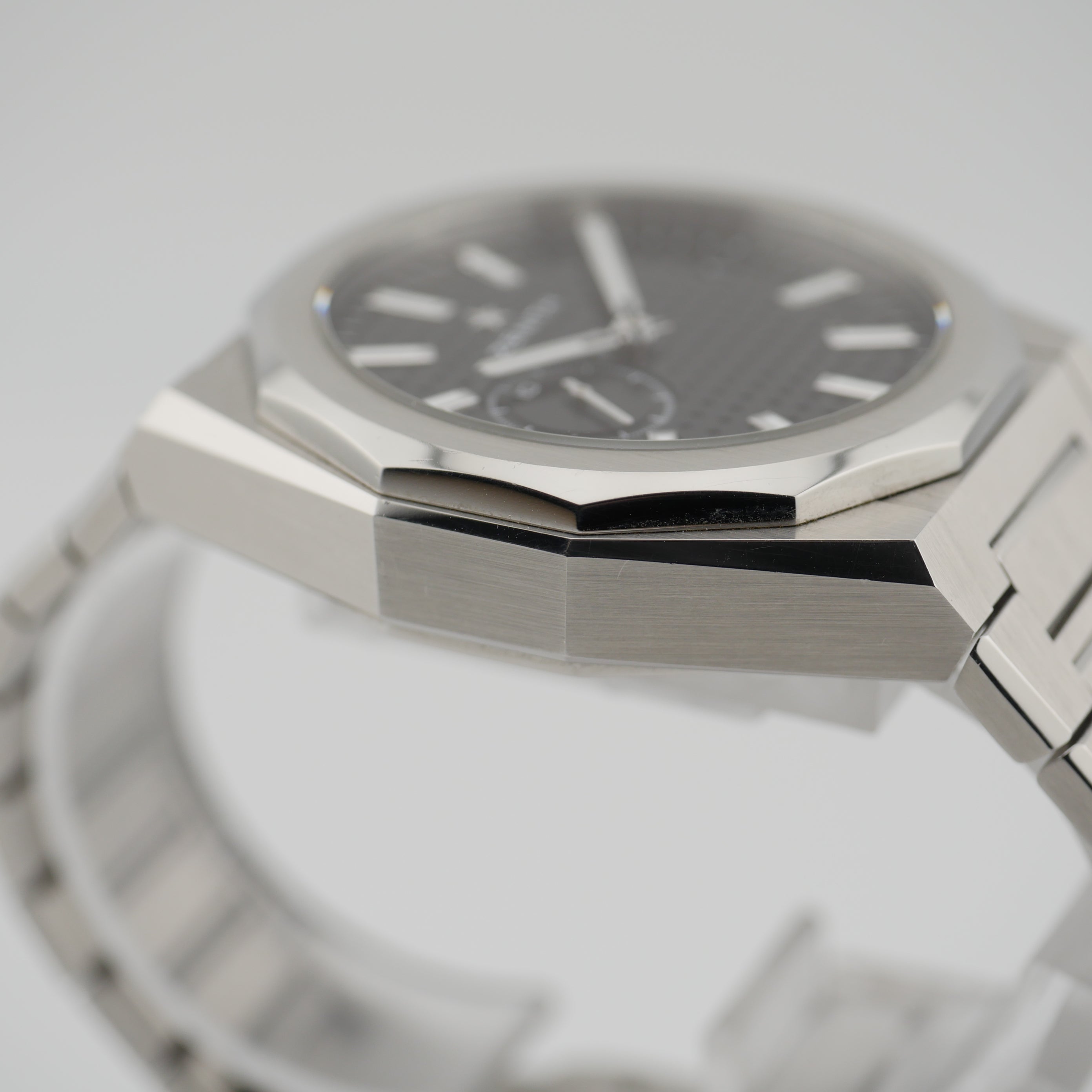Zenith Defy Skyline Steel 03.9300.3620 21.I001 - 2022