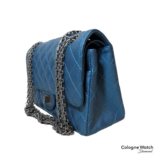 Chanel Damen Handtasche Sac Metallic blau