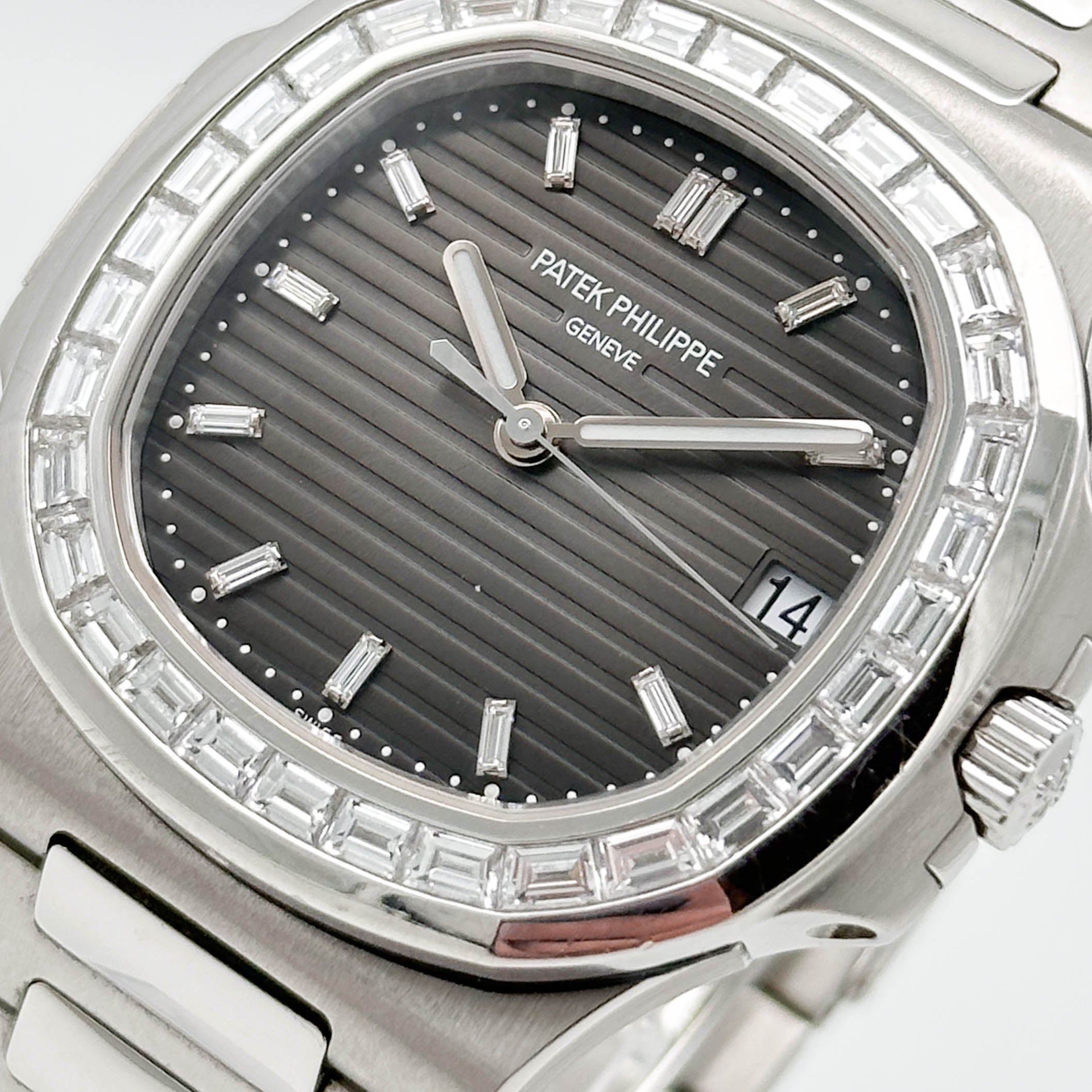 Patek Philippe Nautilus Platin 5711/110P-001 - 2019
