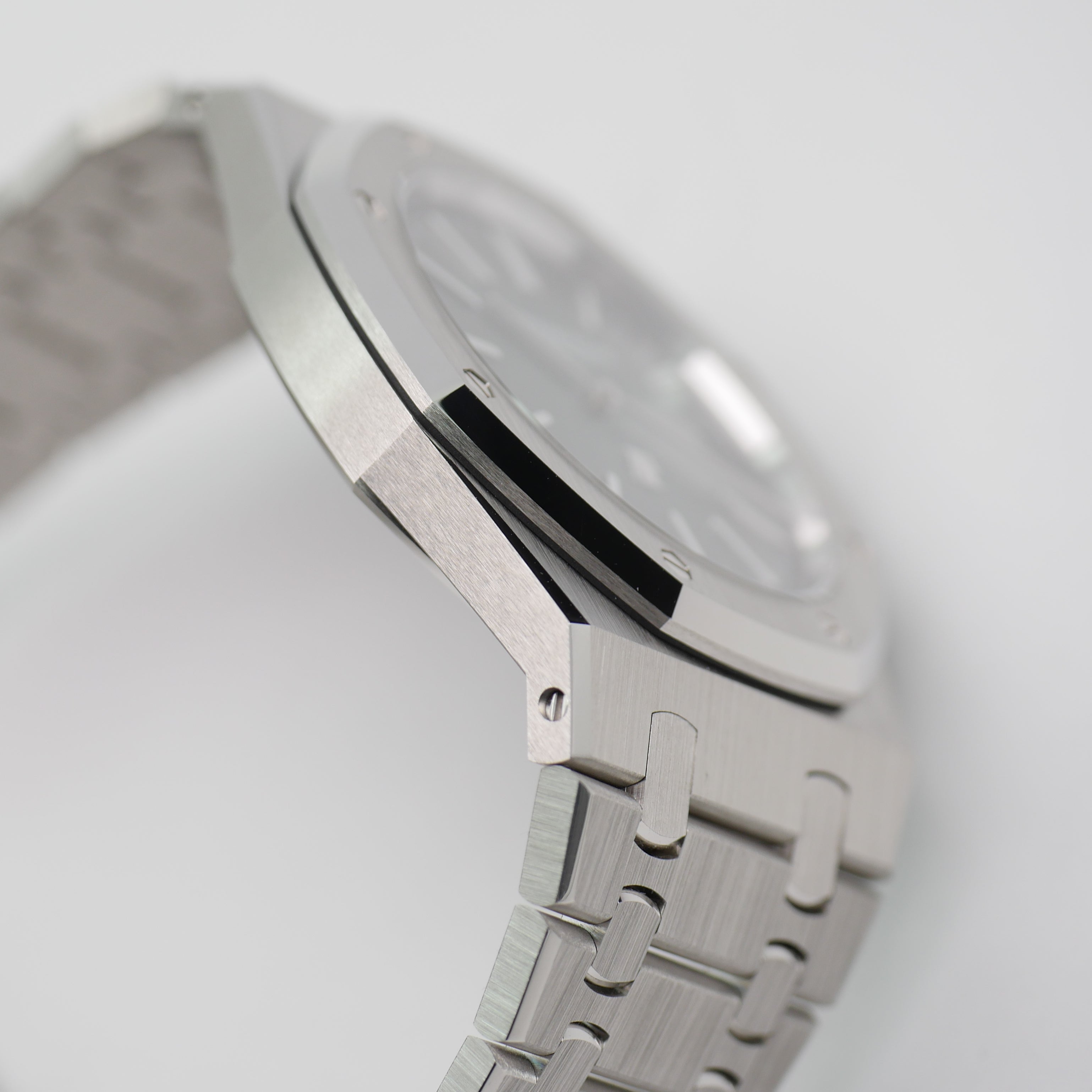 "Jumbo" Ultra Thin Platin