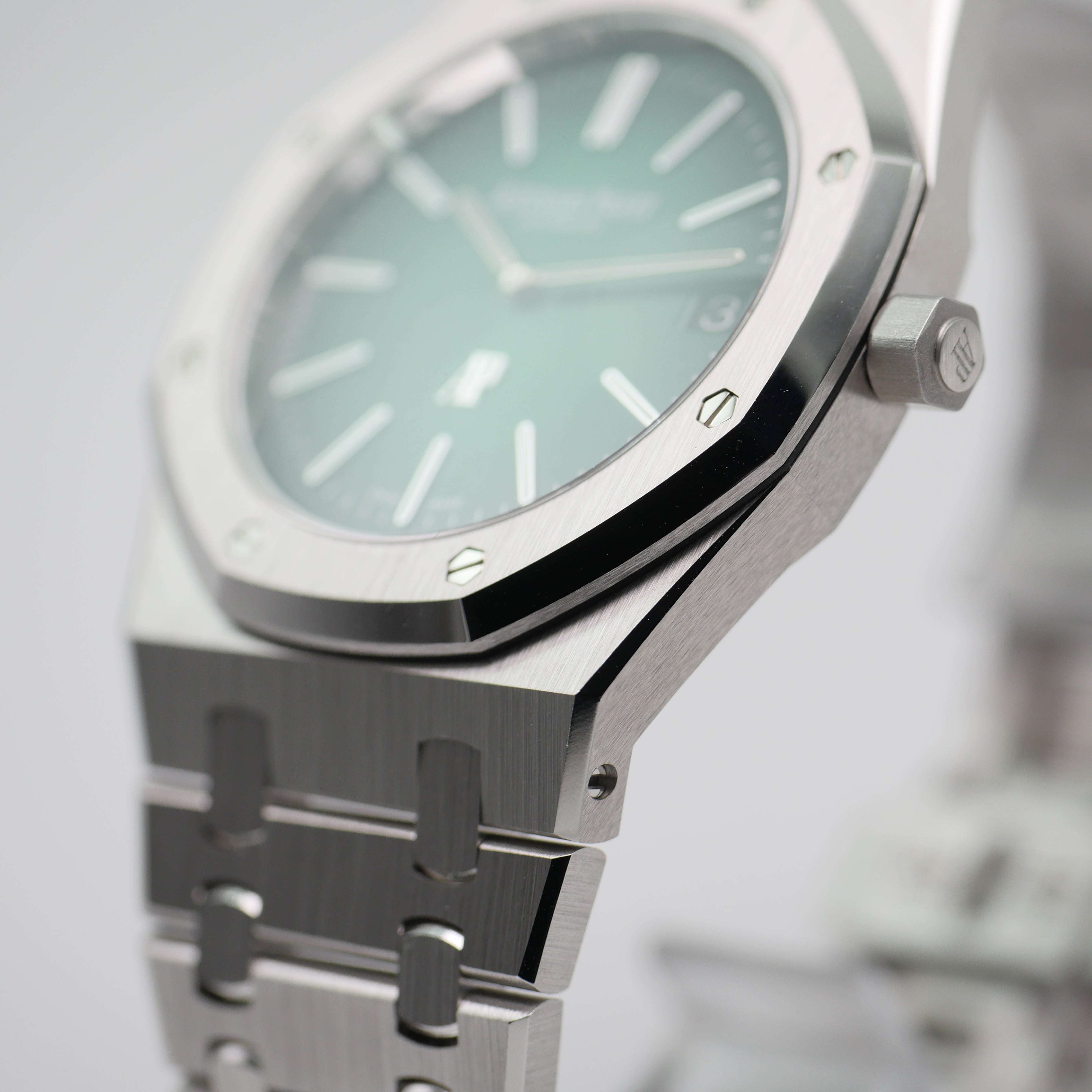 "Jumbo" Ultra Thin Platin